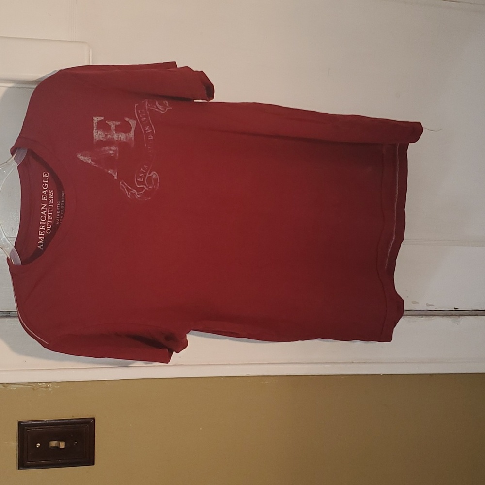 American Eagle Outfitters Tee Shirt